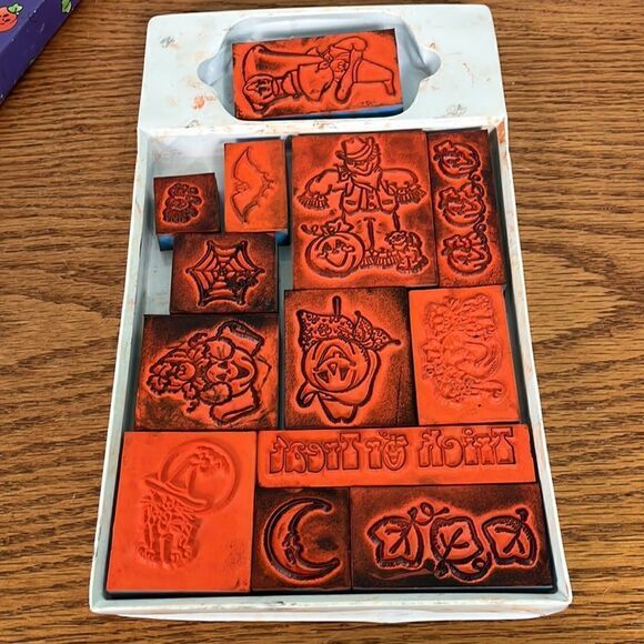 Daisy Kingdom Vintage set of 13 rubber stamps - Picture 5 of 6